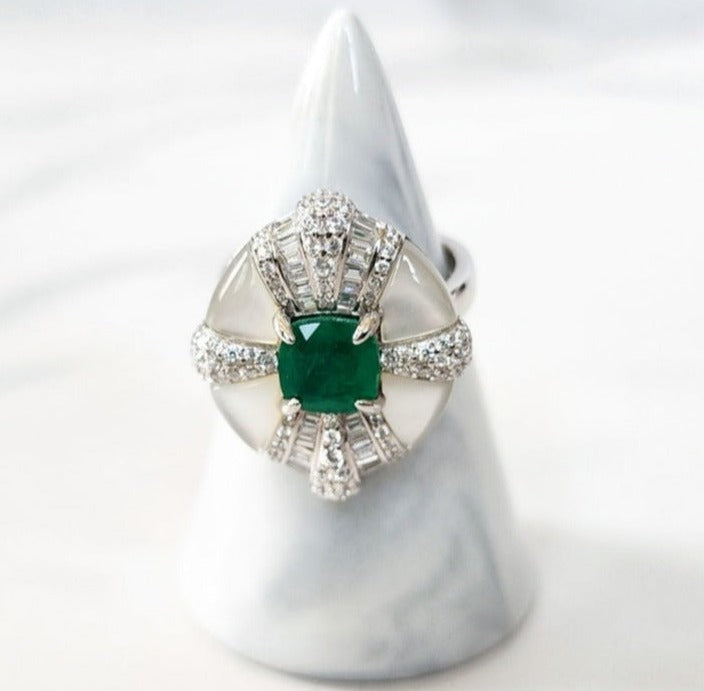 Sterling Silver Emerald Oval Ring