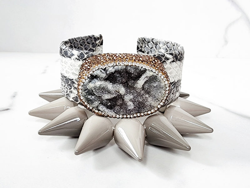 Grey cuff and Spike Set