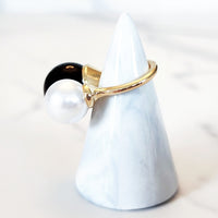 Black and White Pearl Ring