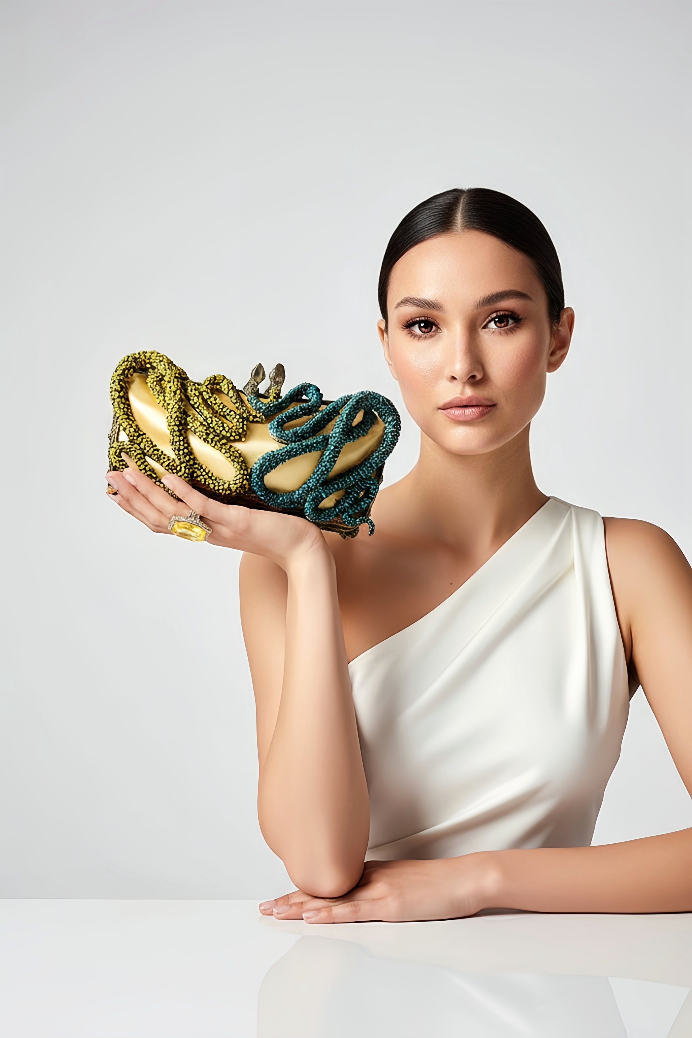 Crystal Snake Clutch